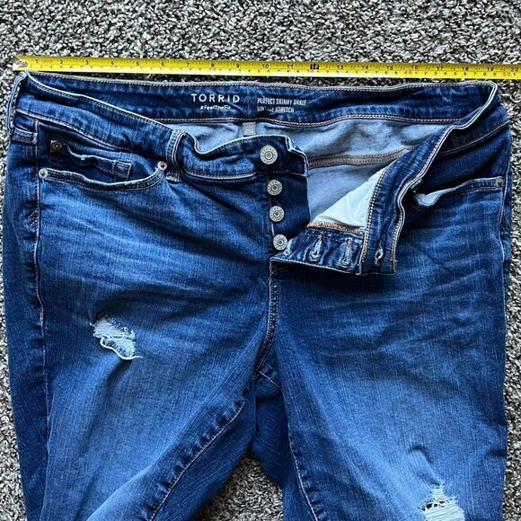 Torrid Skinny Ankle Jeans; Button Fly Blue Jeans, Womens 18T Pants - Picture 4 of 7